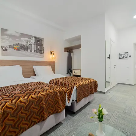 Hotel Ta Collection